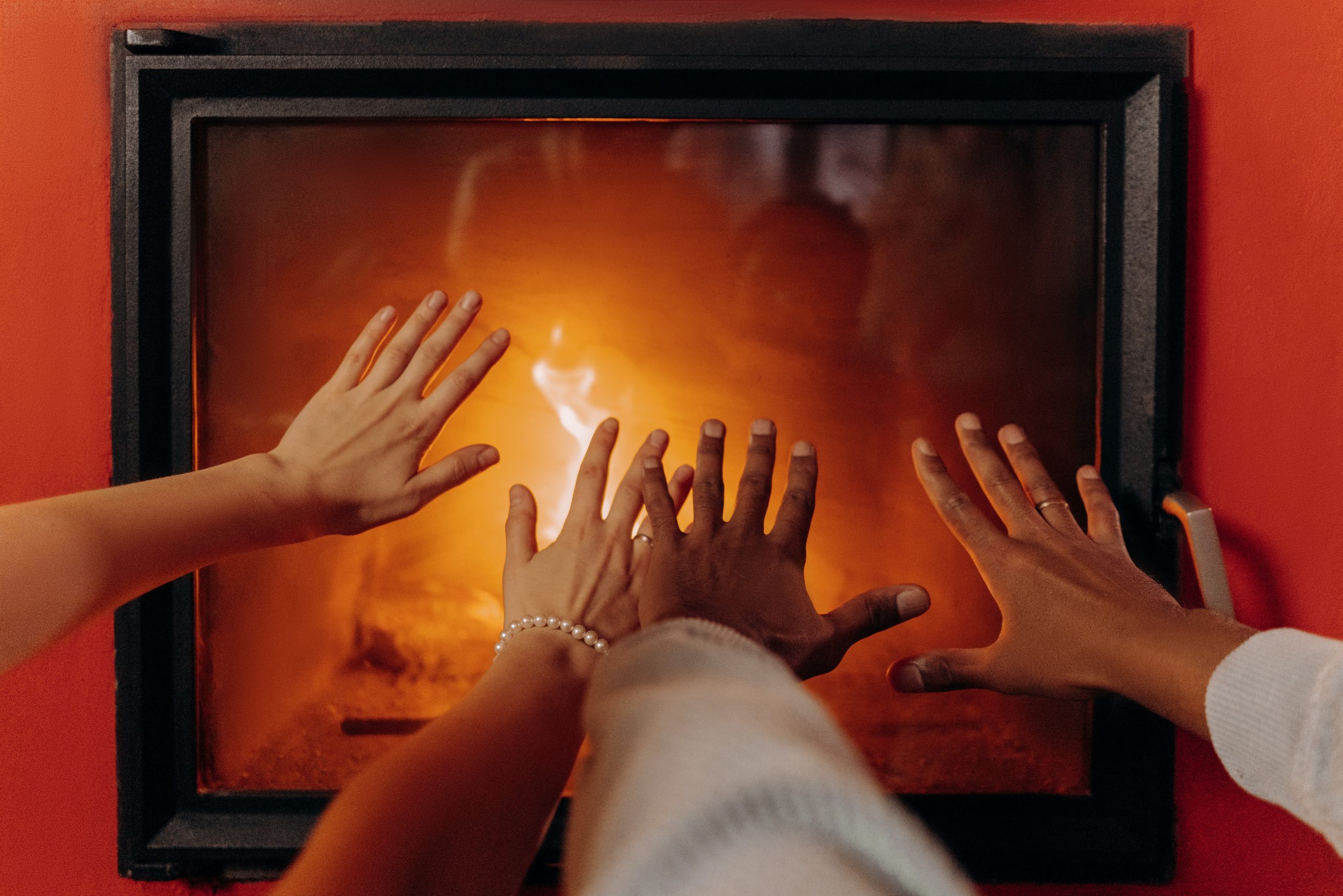 What you need to know about burning in a fireplace