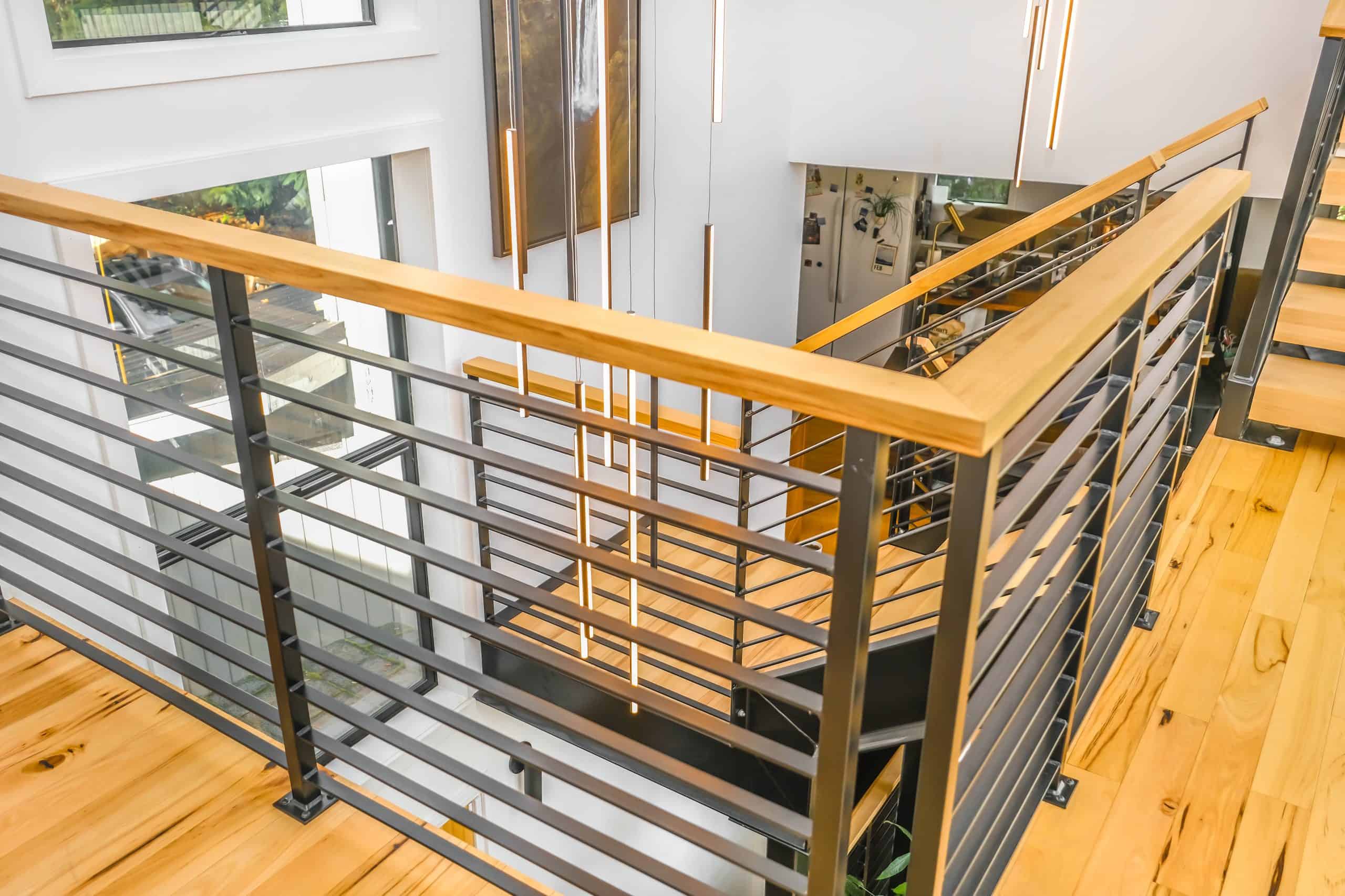 Interior openwork balustrades. Advice and inspiration