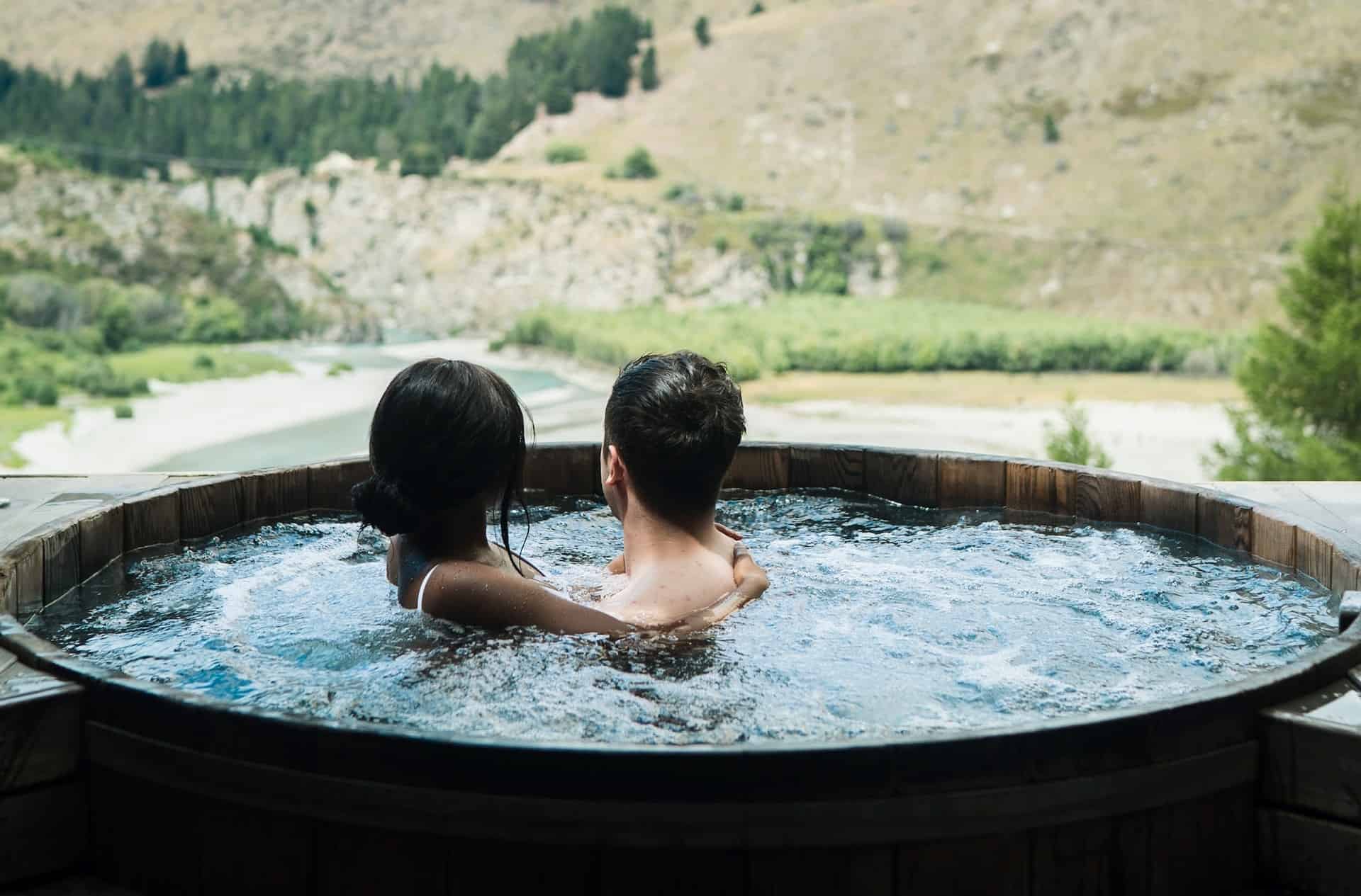 How to Choose the Best Outdoor Hot Tub for Your Home