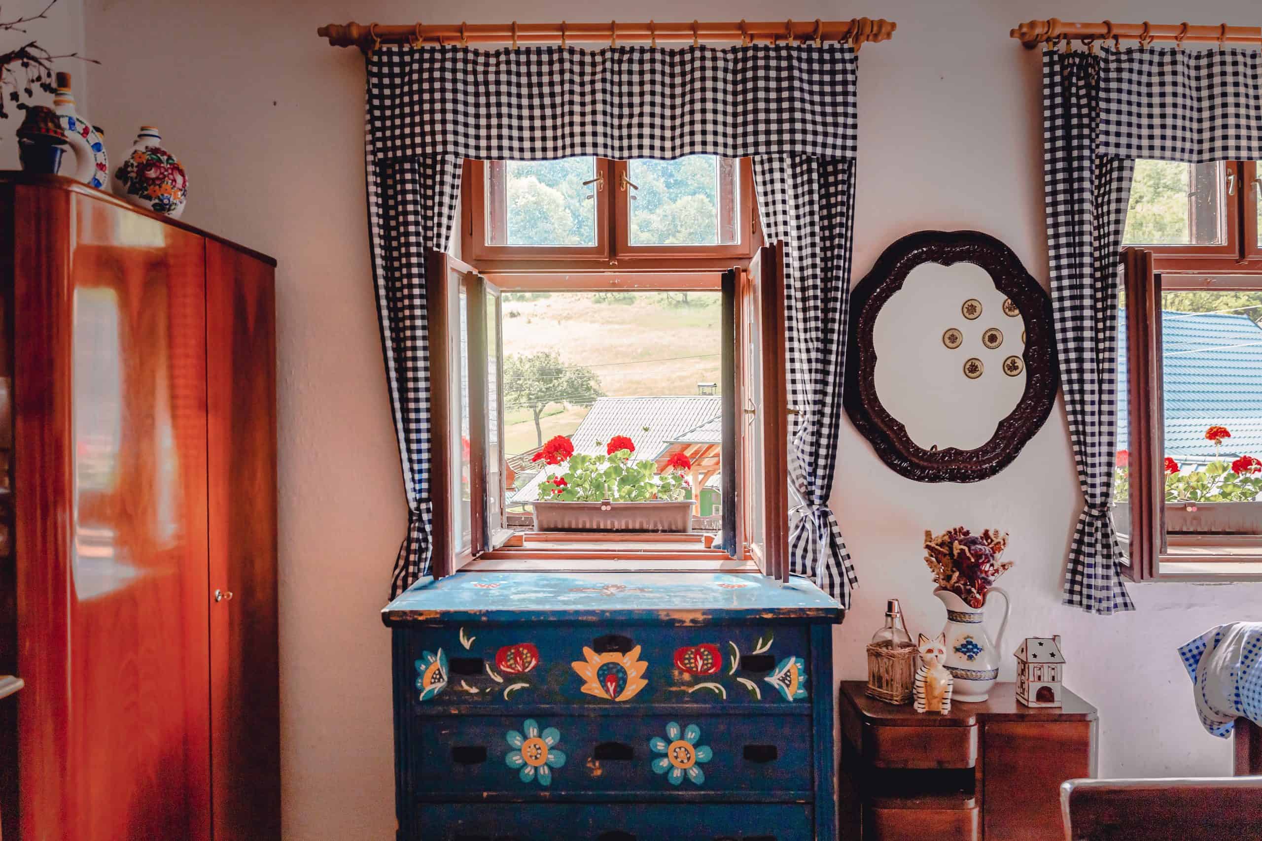 Painted Furniture: Finding the Perfect Fit for Your Interiors in Oregon